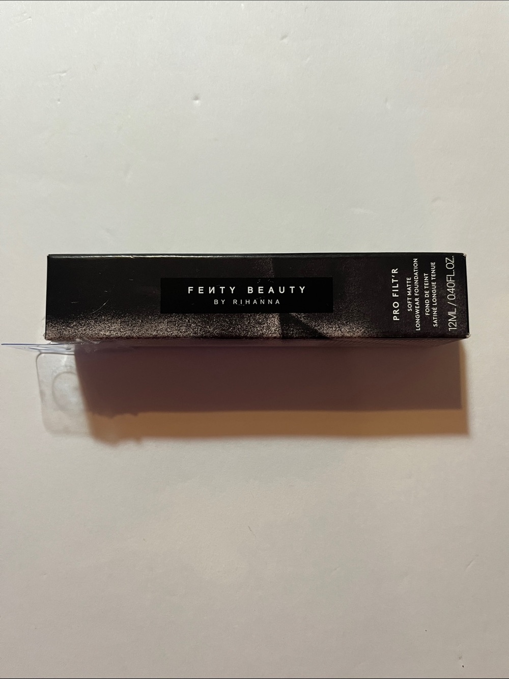 Fenty Beauty Pro Filt'r Liquid Foundation #220 NWT